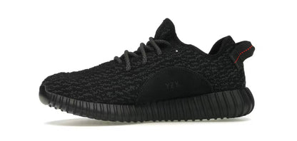 Adidas yeezy Boost 350 v2 pirate en negro