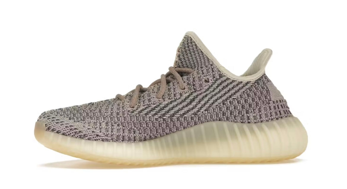 adidas Yeezy Boost 350 V2
Ash Pearl