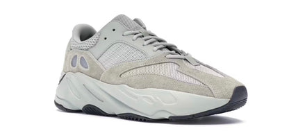 adidas Yeezy Boost 700
Salt