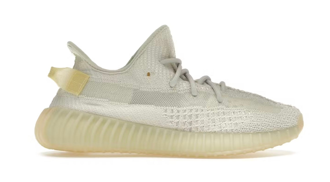 adidas Yeezy Boost 350 V2
Light