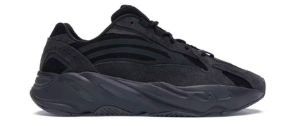 Adidas yeezy Boost 700 v2 en vantablack