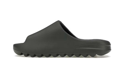 Yeezy Slide dark onyx