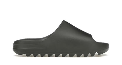 Yeezy Slide dark onyx